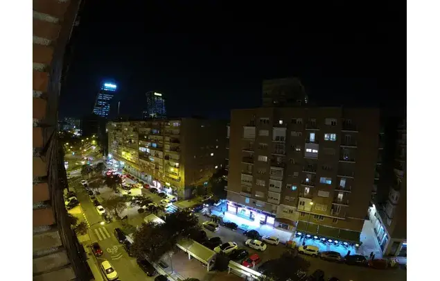 Apartamento 6 Dormitorios Madrid Zona Comercial Cerca Metro