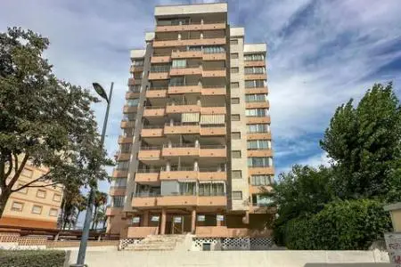 Local Comercial 585m2 Calpe Cerca Playa Arenal Bol