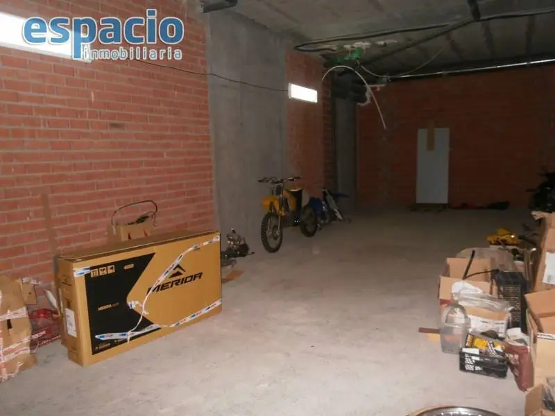 Local Comercial en Alquiler Ponferrada La Rosaleda 82m2