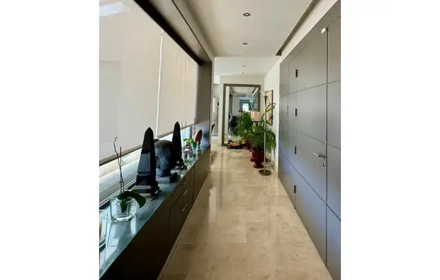 Rent 4 bedroom house of 553 m² in Málaga