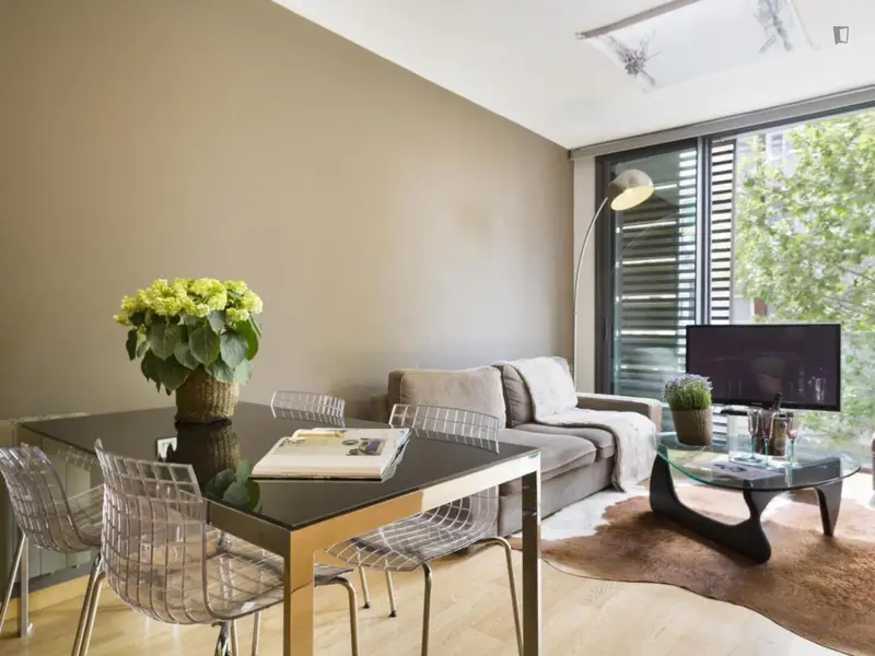Apartamento 3 Dormitorios con Area Exterior