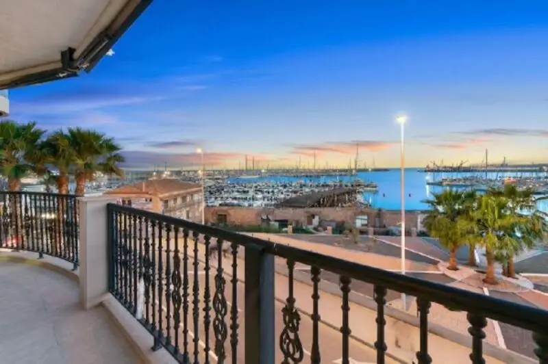 Apartamento de Lujo 5 Dormitorios Torrevieja