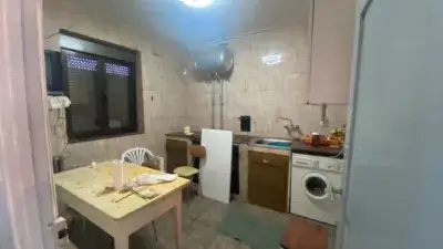 Casa en venta en Barrio Otero, cerca de Calle Mediavilla