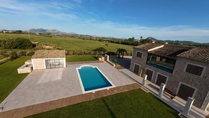 Finca Rural en Puerto Pollença con Piscina Privada y Vistas al Mar