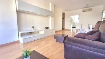 Apartamento en Gran Alacant con Vistas al Mar y Piscina
