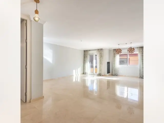 Apartamento 4 Dormitorios Fuengirola