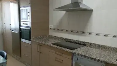 Alquiler Piso 3 Dormitorios Vilagarcia Zona Carolinas