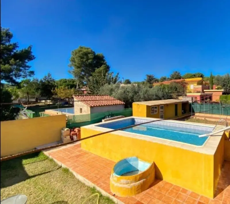 Chalet en venta en L'Alcora, Castellón