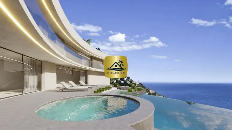 Villa de Lujo en Jávea con Vistas al Mar