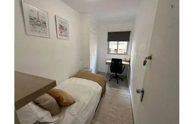 Alquiler Apartamento 4 Dormitorios Malaga Centro Cerca Universidades