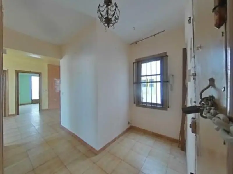 Apartamento en venta en Almería 82m2 ideal para reforma