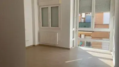 Duplex en Alquiler 2 Dormitorios 2 Banos Trastero Garaje