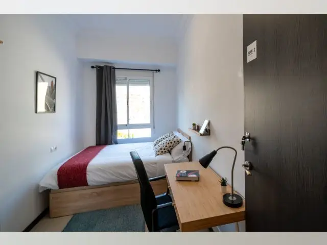 Habitacion Alquiler Valencia Coliving Estudiantes Profesionales