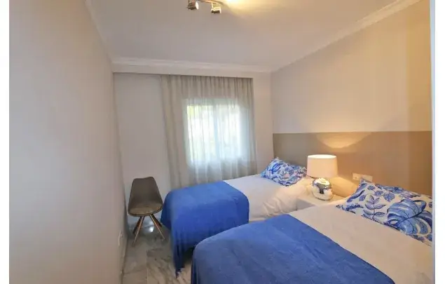 Apartamento en Alquiler 2 Dormitorios 76m2 Nueva Andalucia