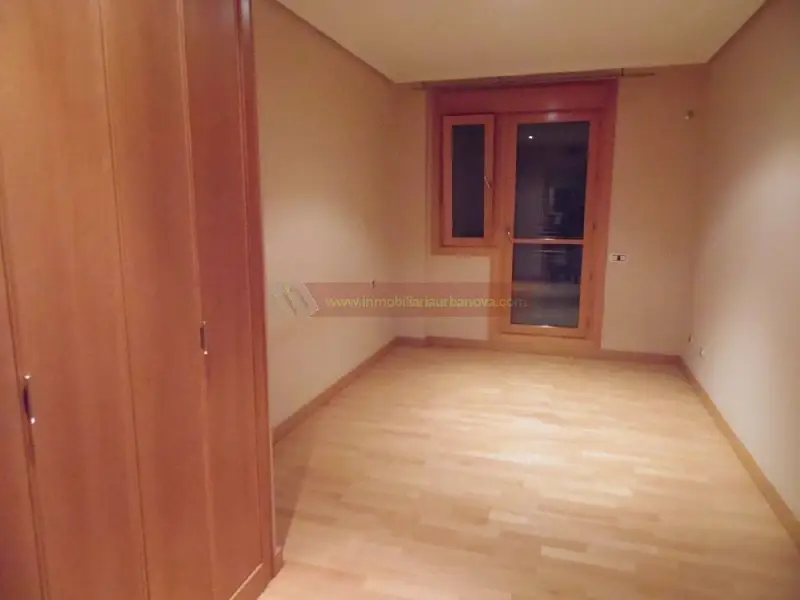 Venta Piso La Guindalera Logroño 3 habitaciones Jardin 2 Garajes