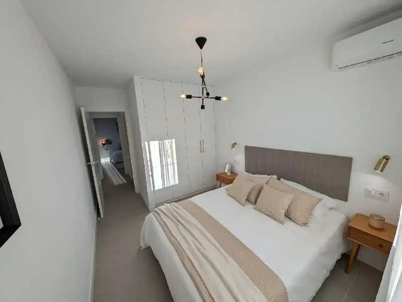 Bungalow en Venta Dona Ines Torrevieja 2 Dormitorios Jardin Piscina