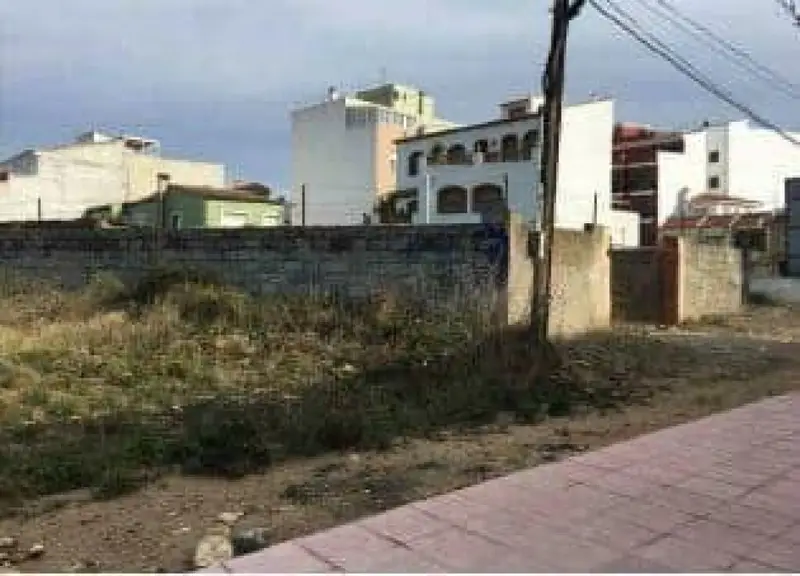 Venta Suelo con Trastero en Alcalá de Xivert - 5 Plantas Permitidas