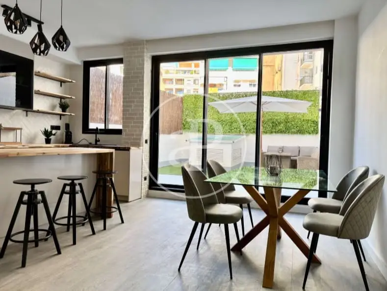 Apartamento en Alquiler Nou Moles Valencia 3 Dormitorios 2 Baños