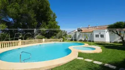 Casa Adosada en Venta Beniarbeig Cerca de la Montaña Segaria