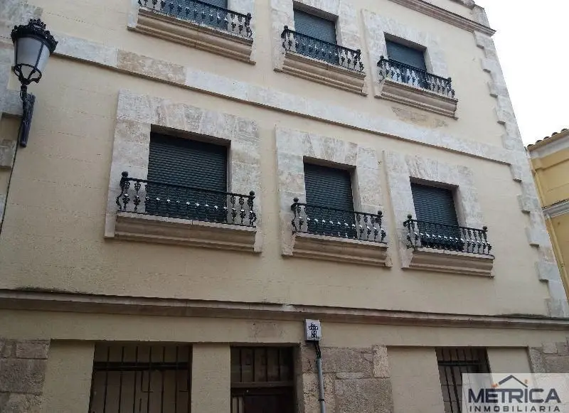 Casa con Terraza y 5 Dormitorios en Ciudad Rodrigo