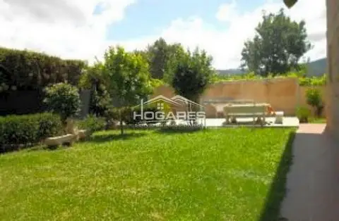 Casa Villa de 8 Dormitorios en Vigo