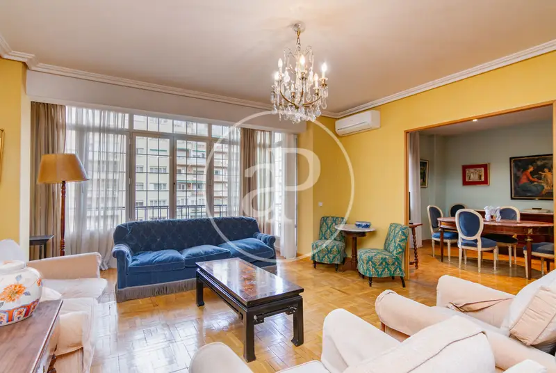 Piso en venta Cuatro Caminos 222m2 terraza 4 dormitorios