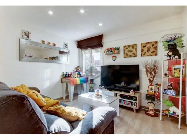 Acogedora Vivienda 65m2 Barbera del Valles Finca Reformada Ascensor