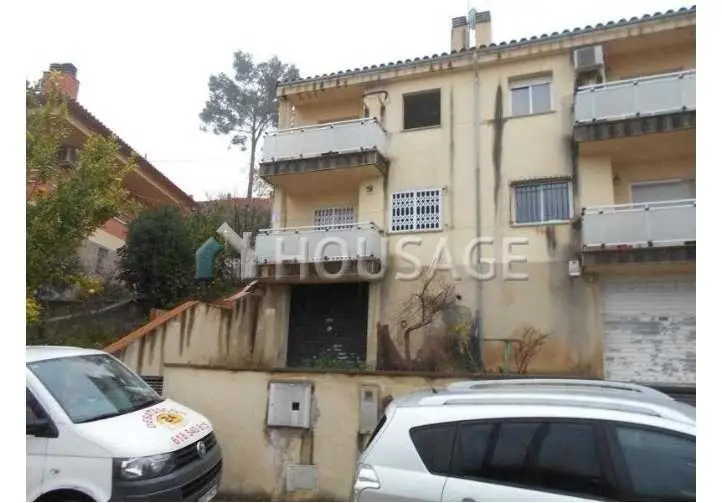 Casa en Venta en Abrera 195m2 4 Dorm 3 Baños Jardin