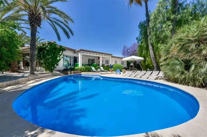 Villa 5 Dormitorios Palm Springs - Gran Oportunidad Familiar