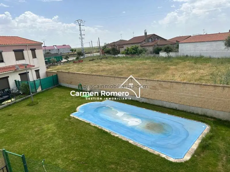 Chalet Adosado en Torresmenudas Salamanca