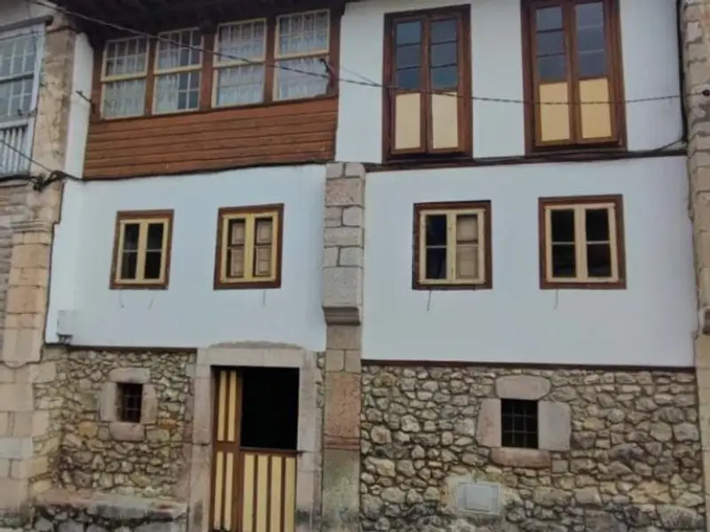 Casona para rehabilitar en Cué Asturias ideal negocio turistico