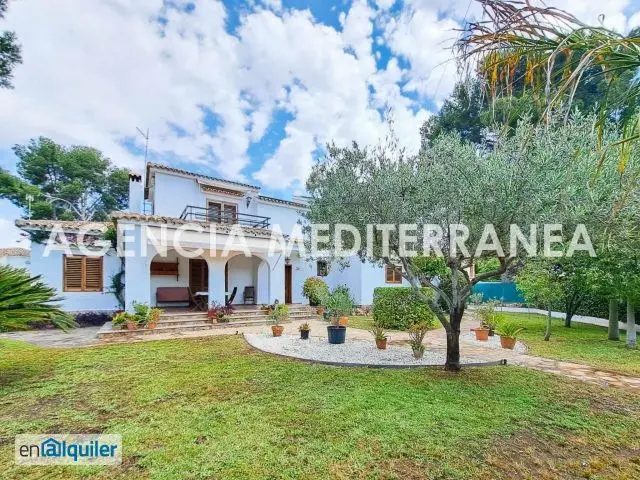 Alquiler casa trastero La cañada