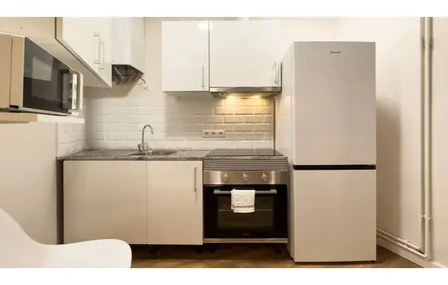 Habitacion Exterior con Cama Doble en el Eixample de Barcelona