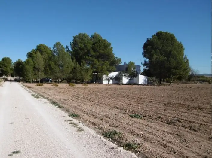 Villa 5 Dormitorios en Venta Yecla