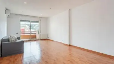 Piso en Venta 3 Dormitorios Centro Con Balcon y Patio