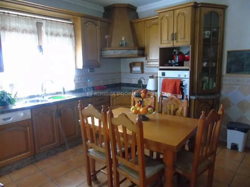 Villa 4 Dormitorios Oria Almeria Reforma