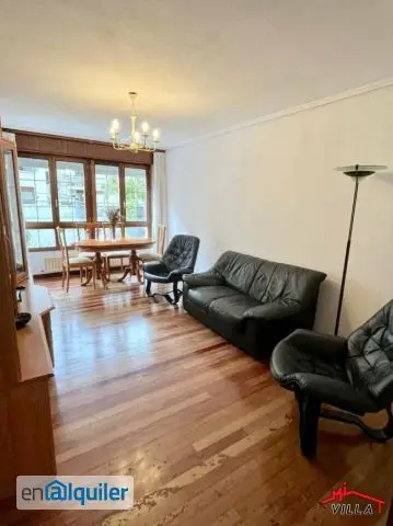 Piso Centro con Terraza y Balcon - Cerca de la Playa