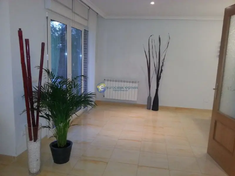 Chalet 4 habitaciones Rivas Futura