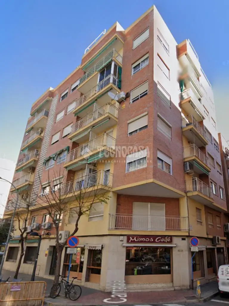 Piso en venta en Benalua Alicante 3 dormitorios garaje y trastero