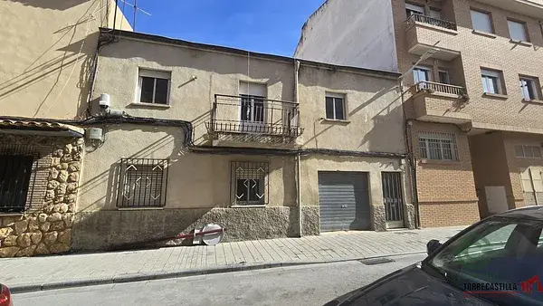 Casa en venta para reformar o edificar en Albacete San Pedro 300m2