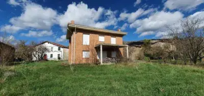 Casa Unifamiliar en Venta A Terminar 107m2 4 Dormitorios