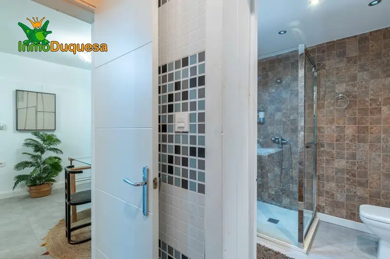 Piso en venta junto a Plaza Mariana Pineda Granada