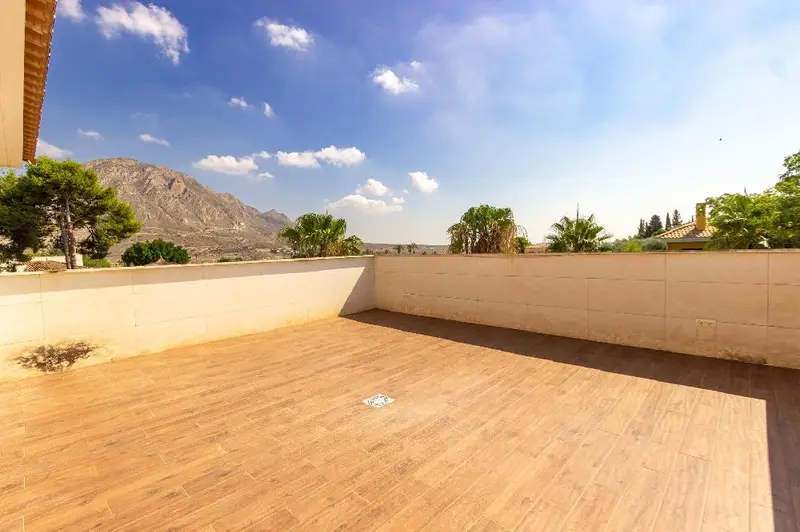 Venta Chalet Amueblado Rebolledo Alicante 442m2