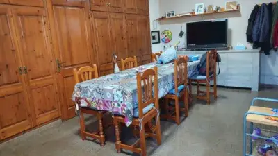 Torre en Venta en Llinars del Vallès 5 Dormitorios Jardin Piscina