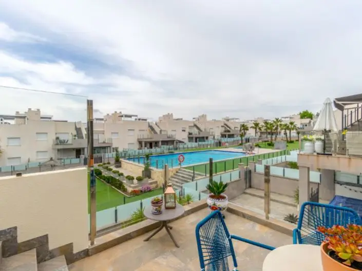 Atico 2 Dormitorios Torrevieja Solpark Amueblado Terraza Azotea
