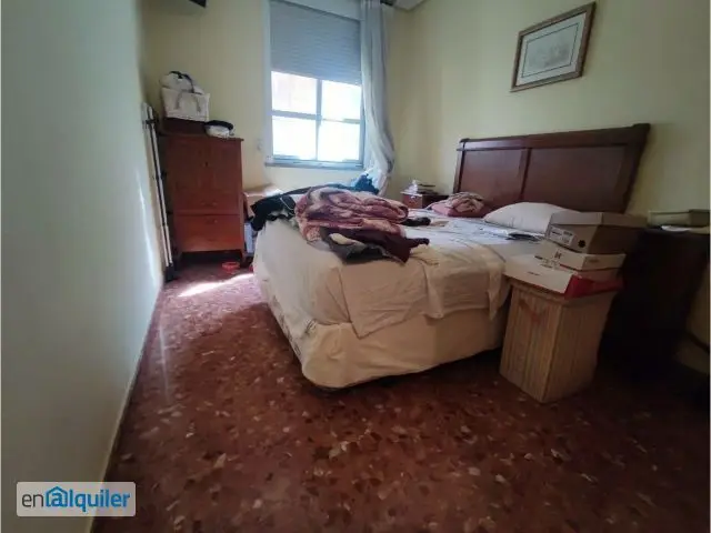Alquiler Piso Estudiantes Camins al Grau Aire Acondicionado Garaje