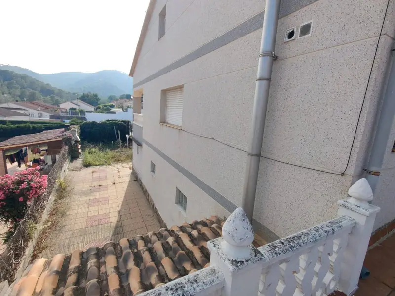 Adosado en venta en El Vendrell Tarragona 4 dormitorios 2 baños
