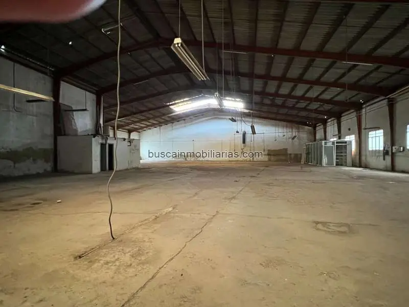 Nave Industrial 1425m2 - Viviendas u Oficinas - 6000m2 Techo
