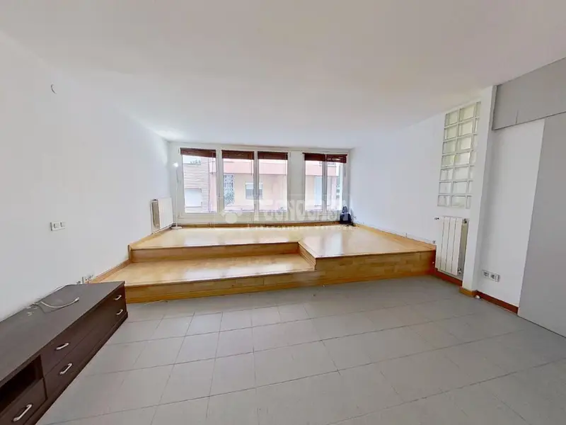 Local comercial en venta en Gràcia