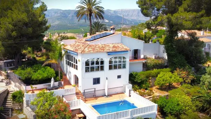 Villa en Venta 4 Dormitorios Gandia